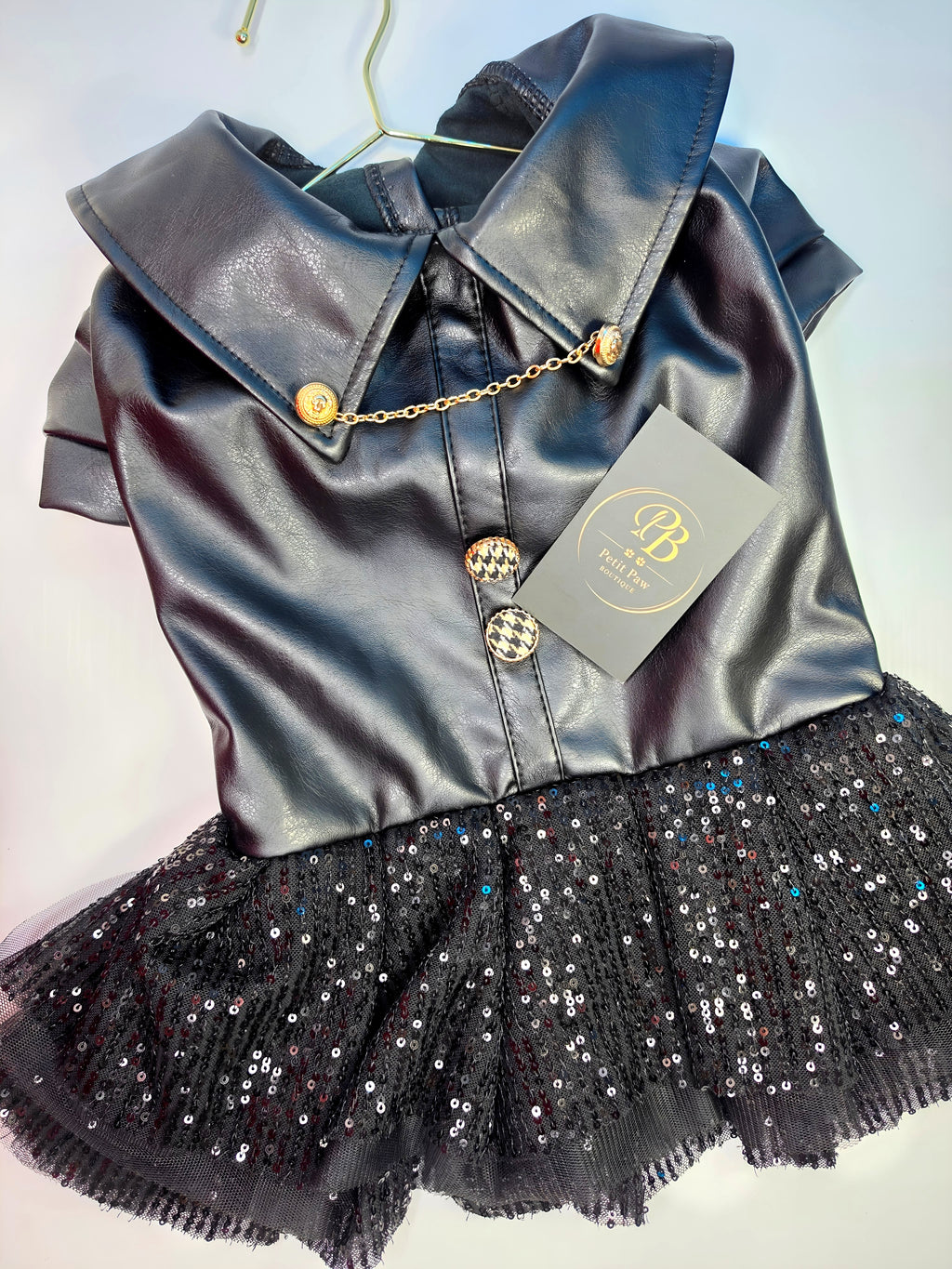 Vestido Cuero Vegano con Botones Pata de Gallo y Tul
